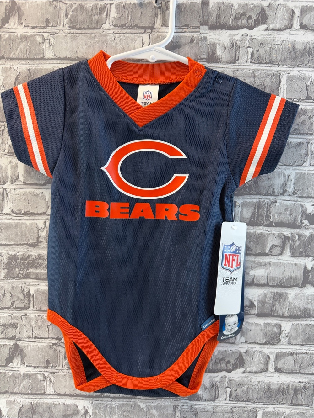 NWT NFL Chicago Bears Infant Bodysuit in Navy and Orange